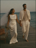 Robe de mariée colonne en satin à col bateau – Robe de mariée minimaliste moderne | Lovers Isle Bridal